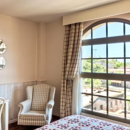 Hotel Portaventura Gold River - Includes Unlimited Access To Portaventura Park & 1 Access To Ferrari Land Salou