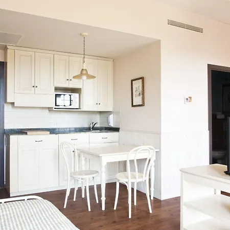 Portaventura Gold River - Includes Unlimited Access To Portaventura Park & 1 Access To Ferrari Land Hotel Salou