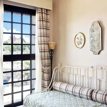 Hotel Portaventura Gold River - Includes Unlimited Access To Portaventura Park & 1 Access To Ferrari Land Salou