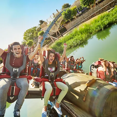 Hotel Portaventura Gold River - Includes Unlimited Access To Portaventura Park & 1 Access To Ferrari Land