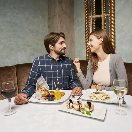 Portaventura Gold River - Includes Unlimited Access To Portaventura Park & 1 Access To Ferrari Land Salou