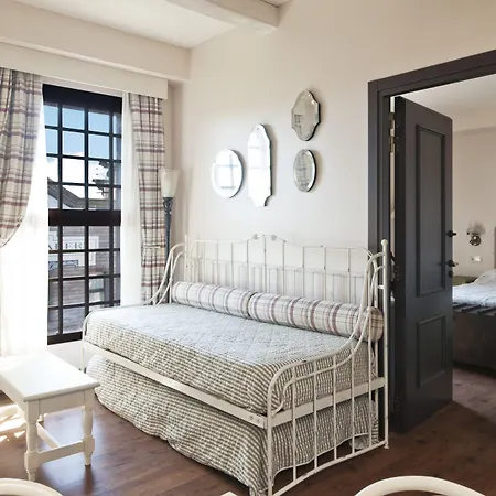 Portaventura Gold River - Includes Unlimited Access To Portaventura Park & 1 Access To Ferrari Land Hotel